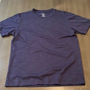 Fabletics short sleeve t shirt